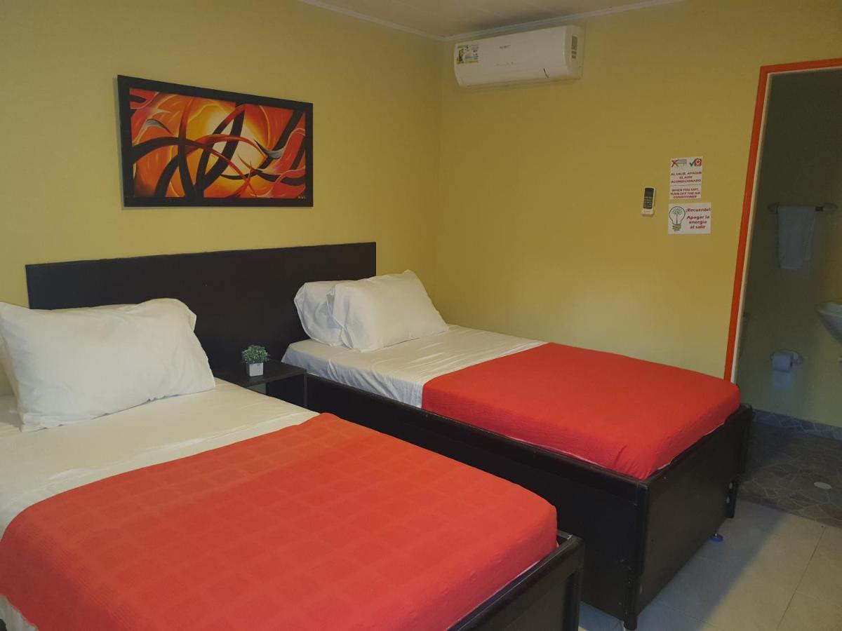 Victoria'S Gennie Bay Village Hostal ซานอันเดรส ภายนอก รูปภาพ