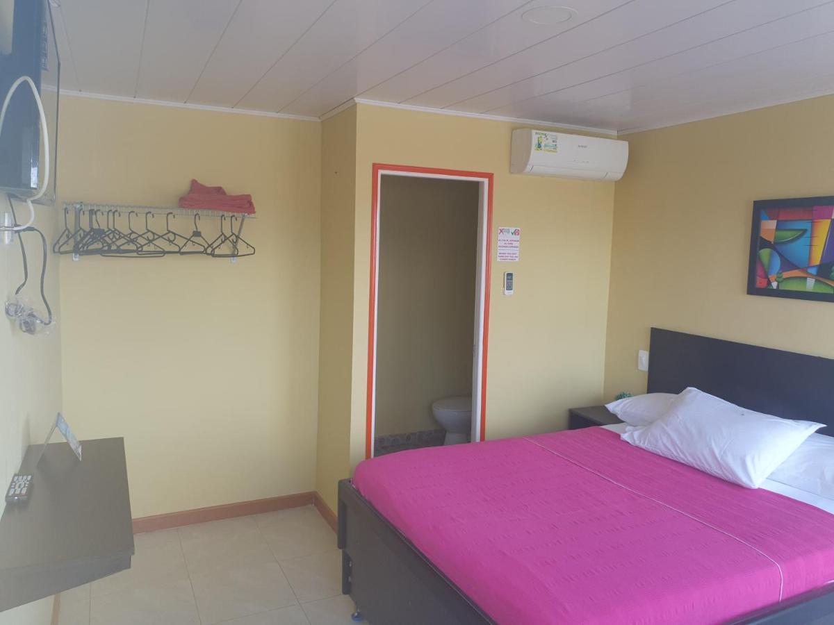 Victoria'S Gennie Bay Village Hostal ซานอันเดรส ภายนอก รูปภาพ